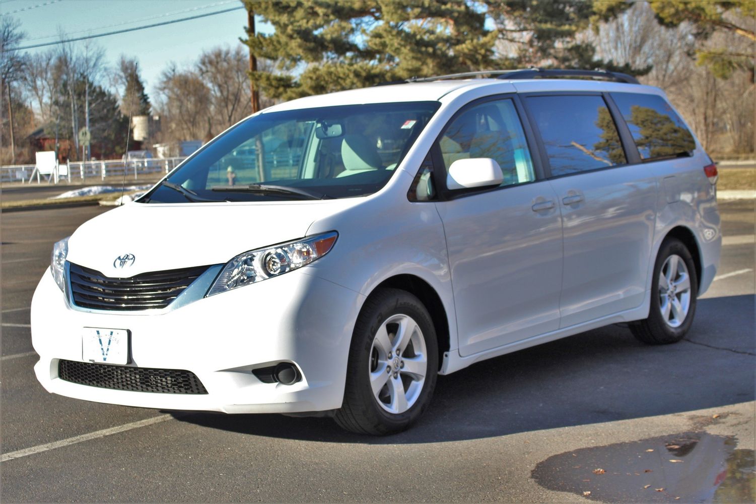 2012 Toyota Sienna LE 8-Passenger | Victory Motors of Colorado