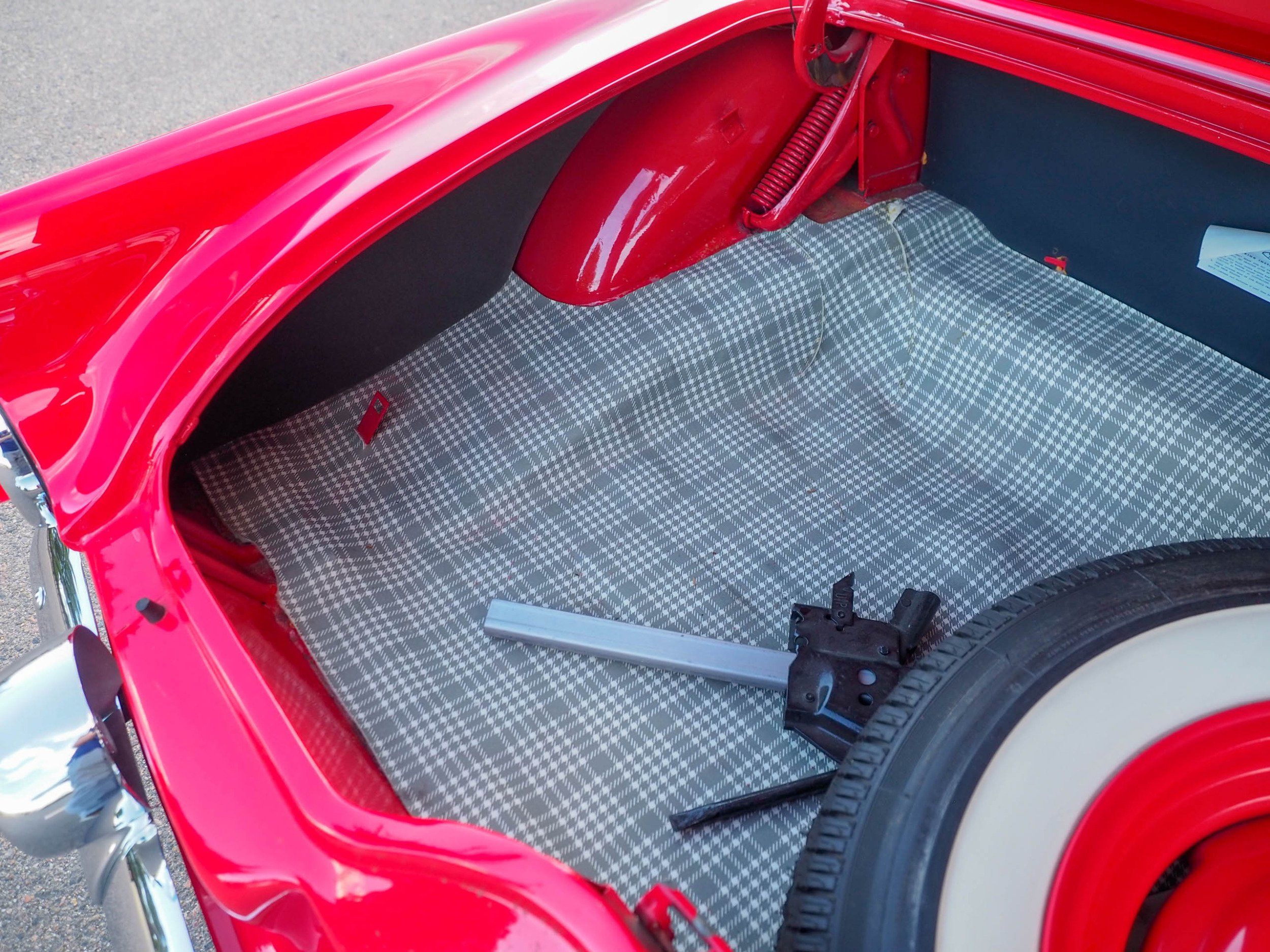 1955 Ford Thunderbird Red 