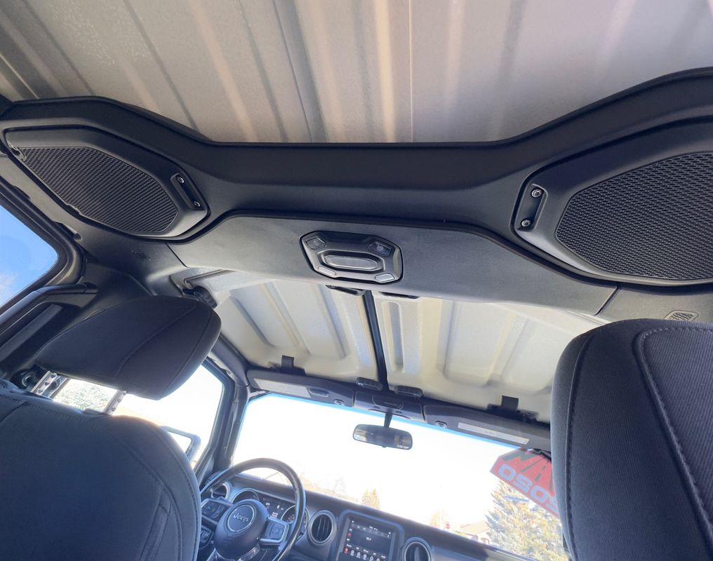 2020 Jeep Wrangler Unlimited Sahara - Photo 17