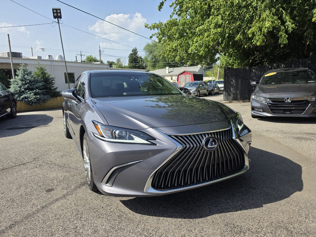 2021 Lexus ES 300h 300h Luxury's photo