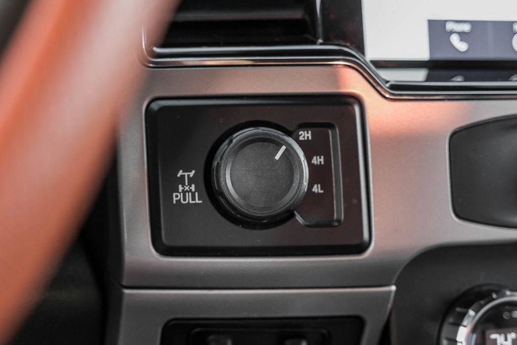 2022 Ford F-250 photo 26
