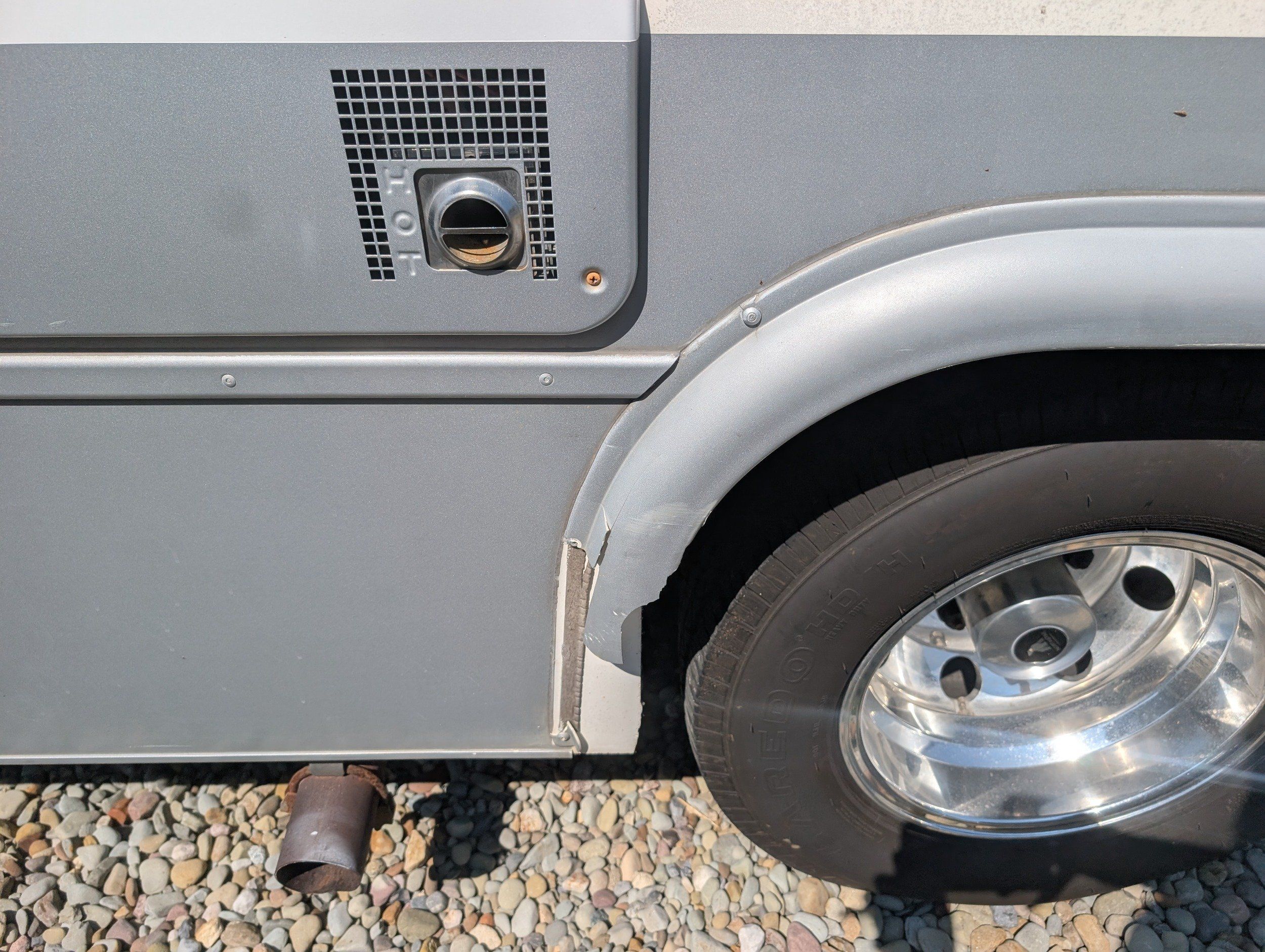 2004 Ford E-450 photo 38