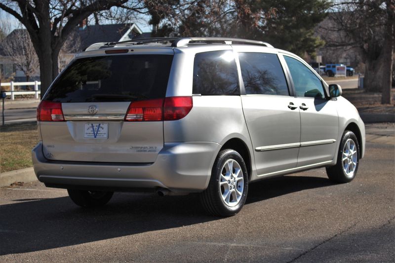 2004 Toyota Sienna XLE Limited 7 Passenger | Victory Motors of