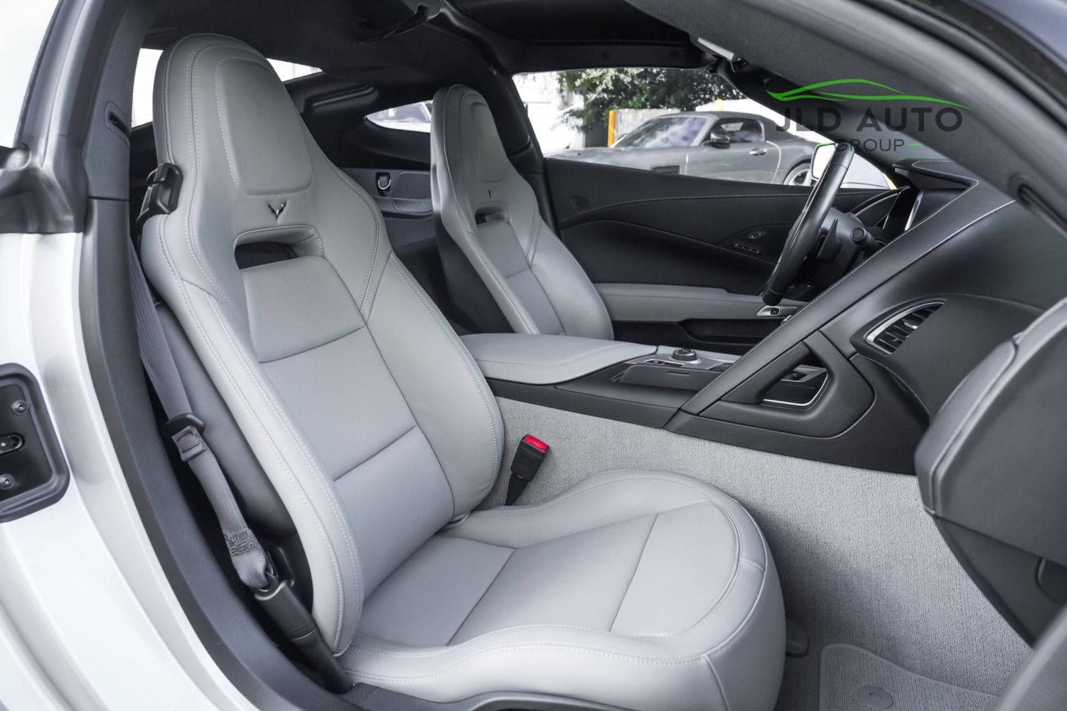 2017 Chevrolet Corvette Stingray Coupe 2LT photo 10