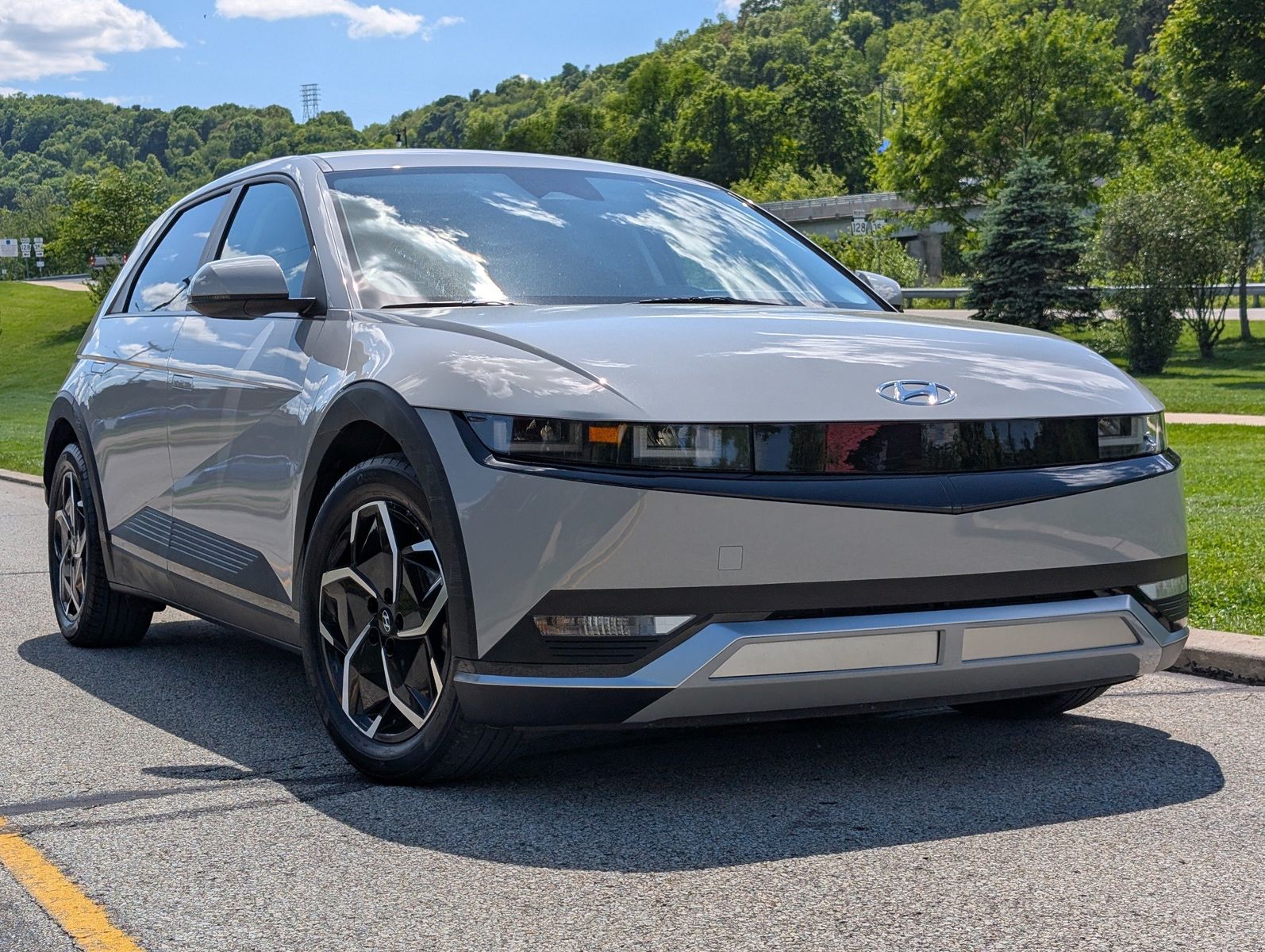 2023 Hyundai IONIQ 5 3