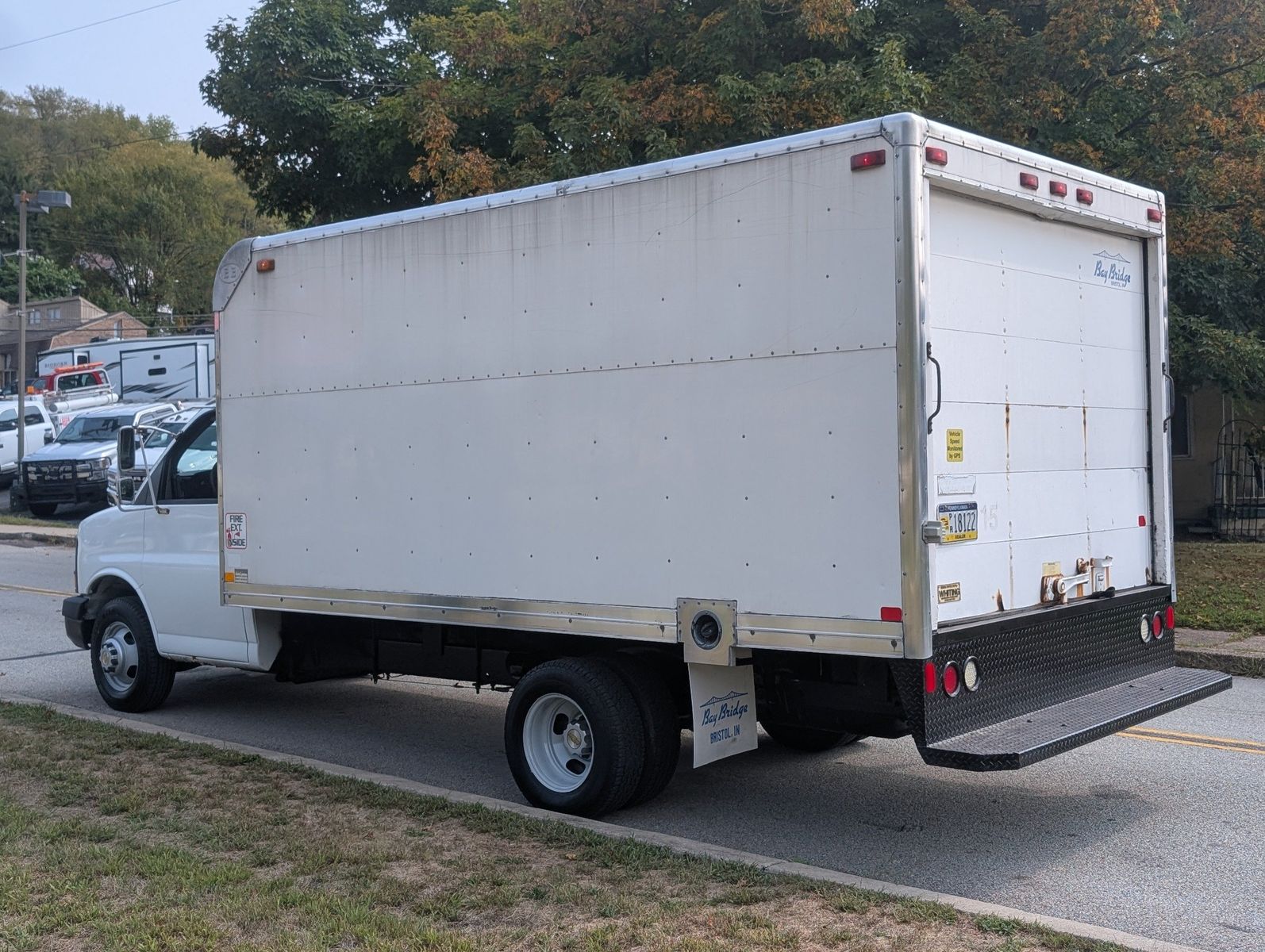 2004 Chevrolet Express Cutaway 9