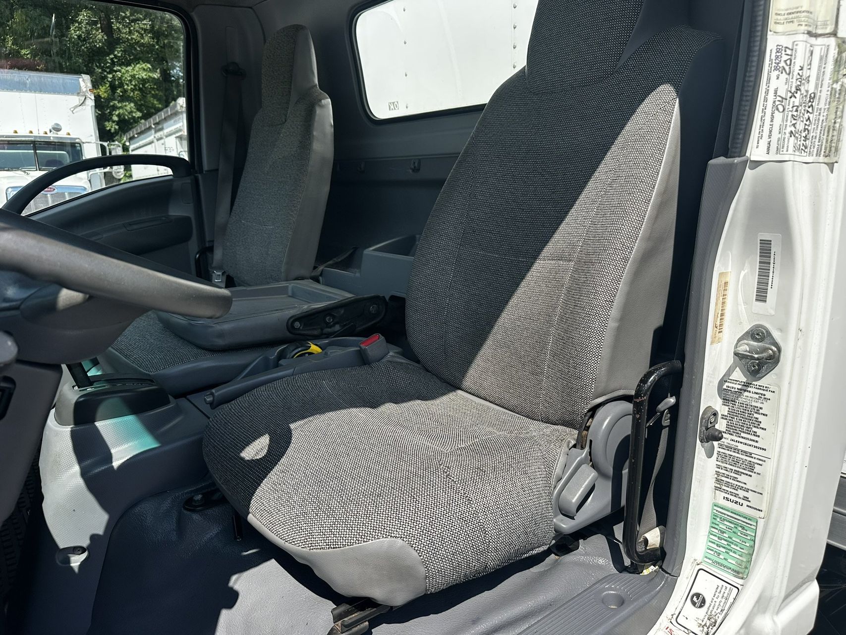 2017 Isuzu NRR 60