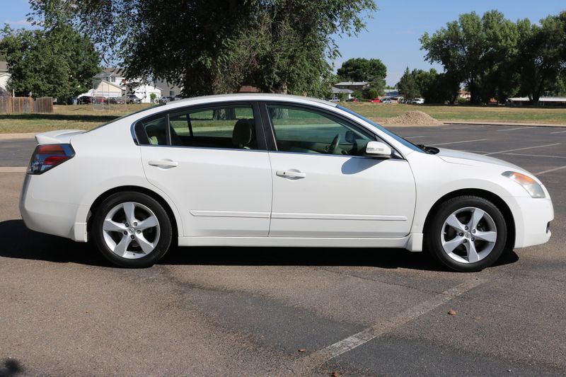 2007 Nissan Altima 3.5 SE | Victory Motors of Colorado