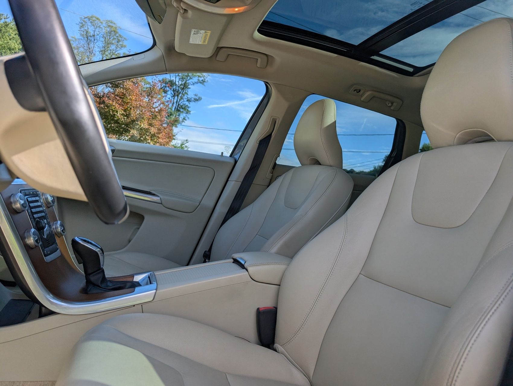 2016 Volvo XC60 75
