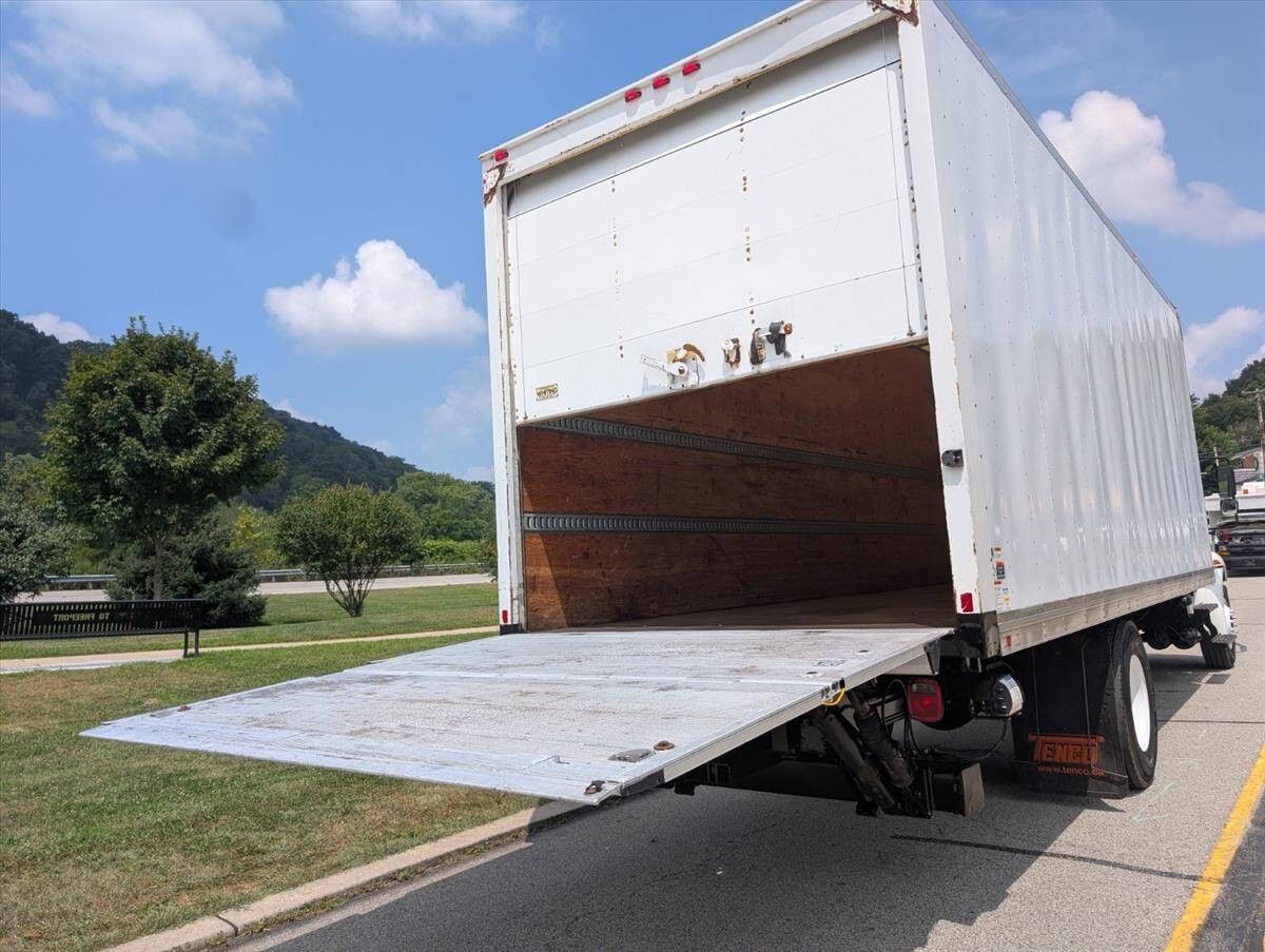 2018 International DuraStar 4300 72