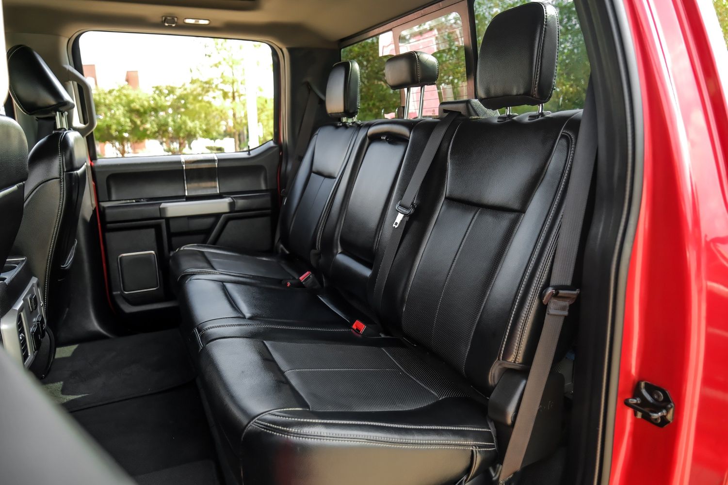 2021 Ford F-250 Lariat photo 46