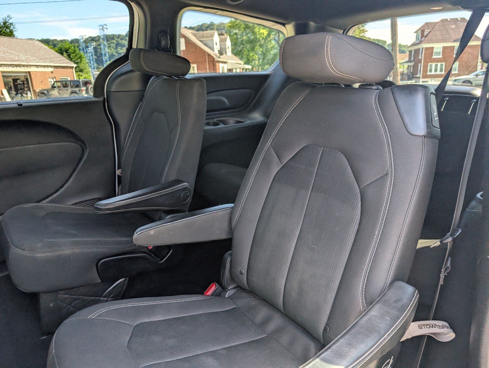 2018 Chrysler Pacifica 50