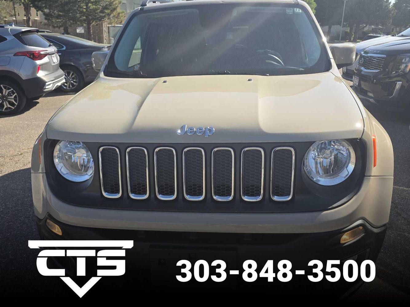 2015 Jeep Renegade Latitude 4x4's photo