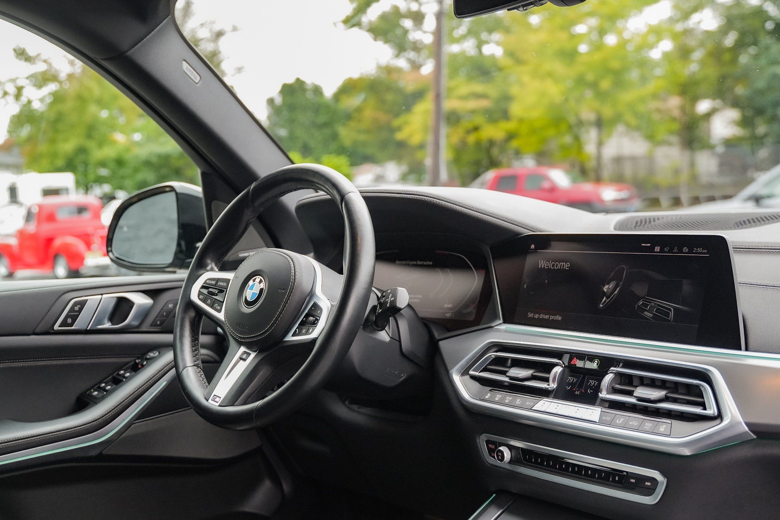 2021 BMW X5 M50i - Photo 18