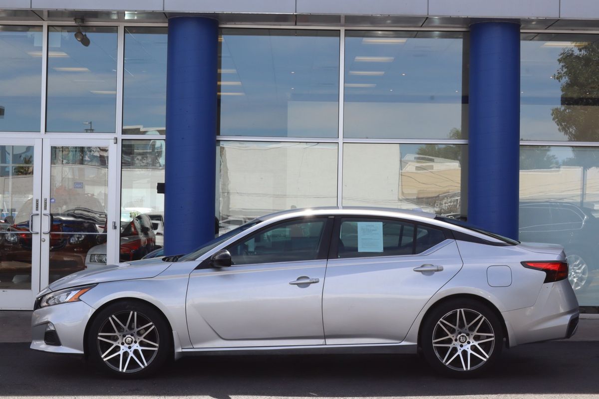 2020 Nissan Altima 2.5 SR