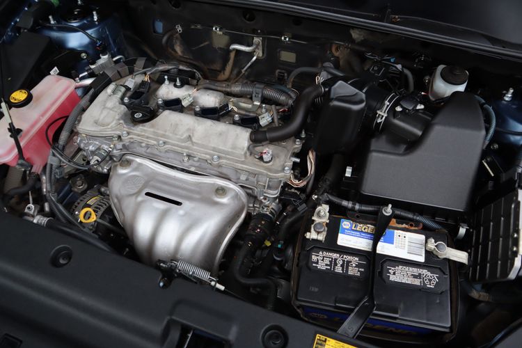 2012 Toyota RAV4 Base | Victory Motors of Colorado