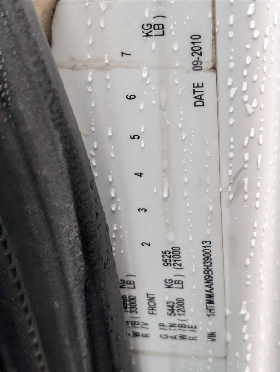 2011 International DuraStar 4300 90