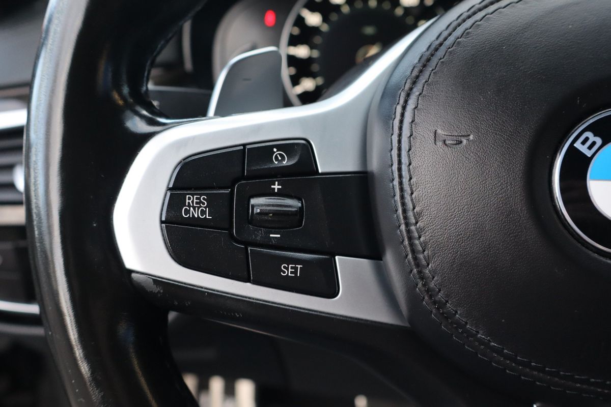 2017 BMW 5 Series 530i xDrive