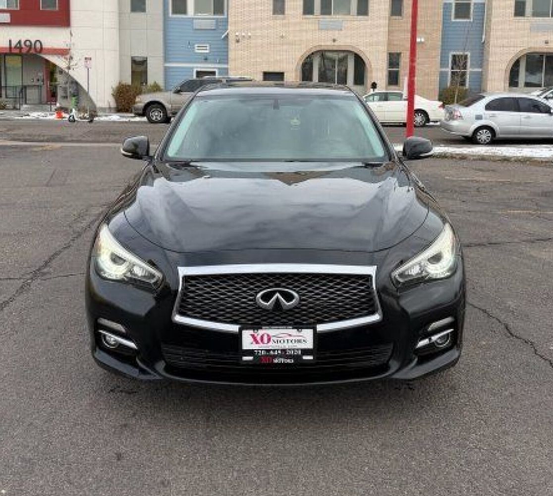 2014 INFINITI Q50 Premium