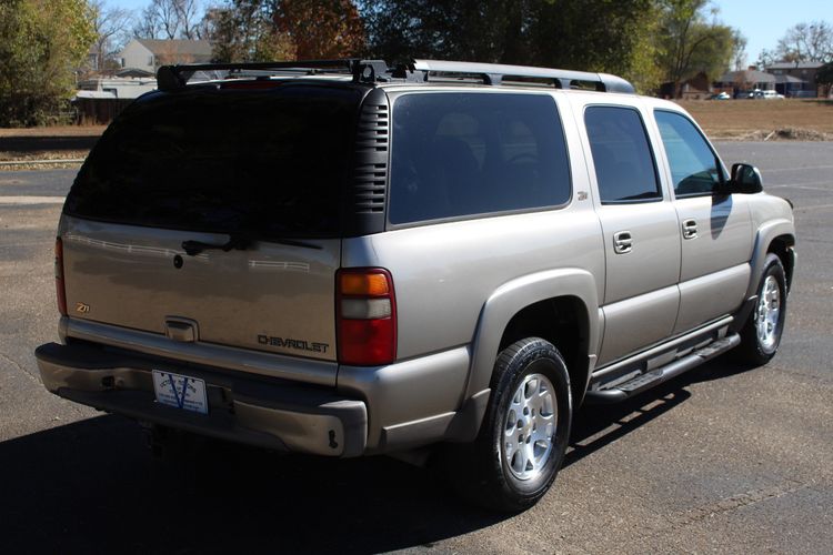 2001 Chevrolet Suburban 1500 LT Victory Motors of Colorado