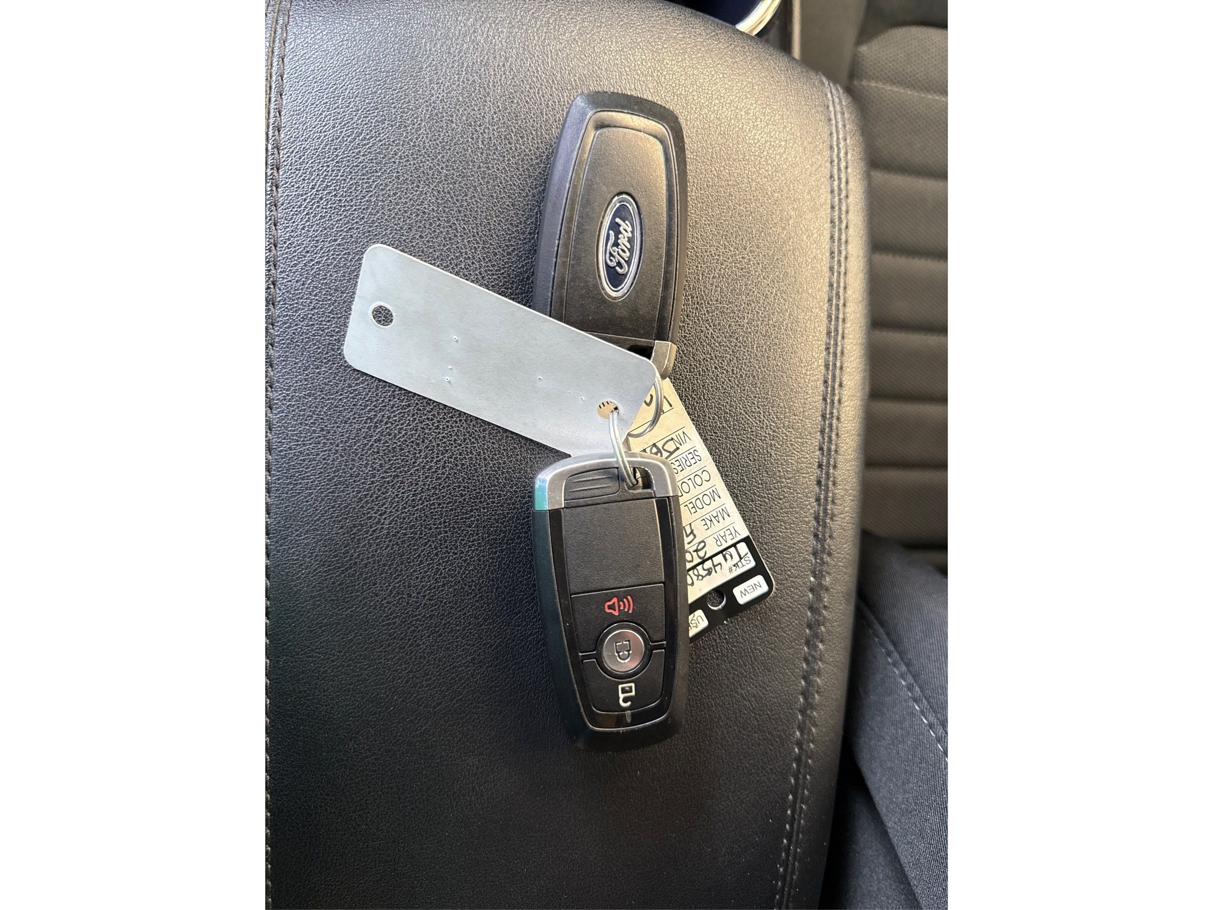 2018 Ford Edge SE - Photo 31