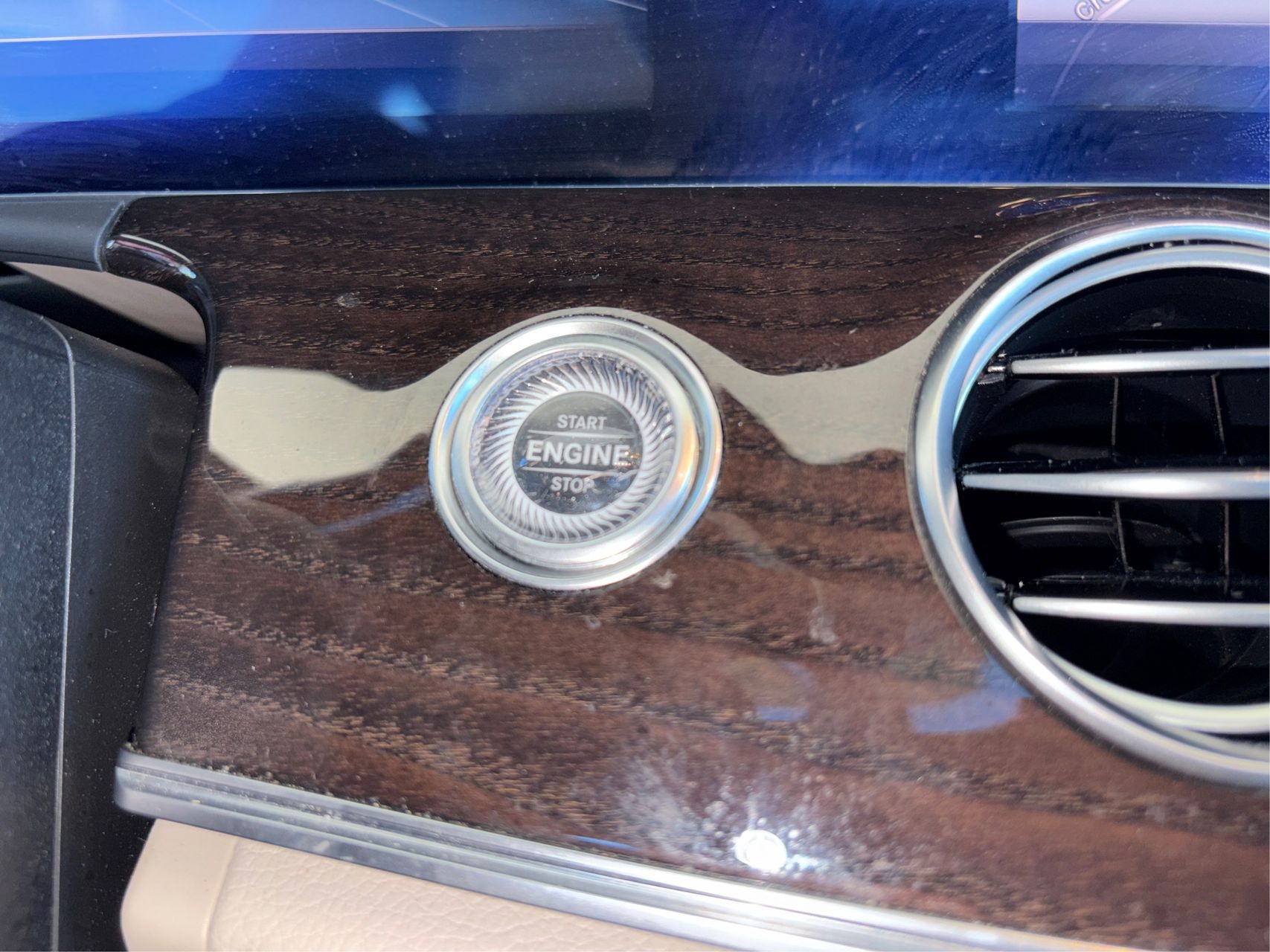 Mercedes-Benz e photo 34