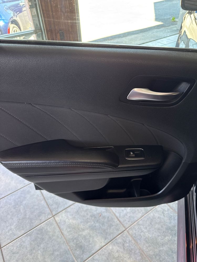 2019 Dodge Charger GT photo 13