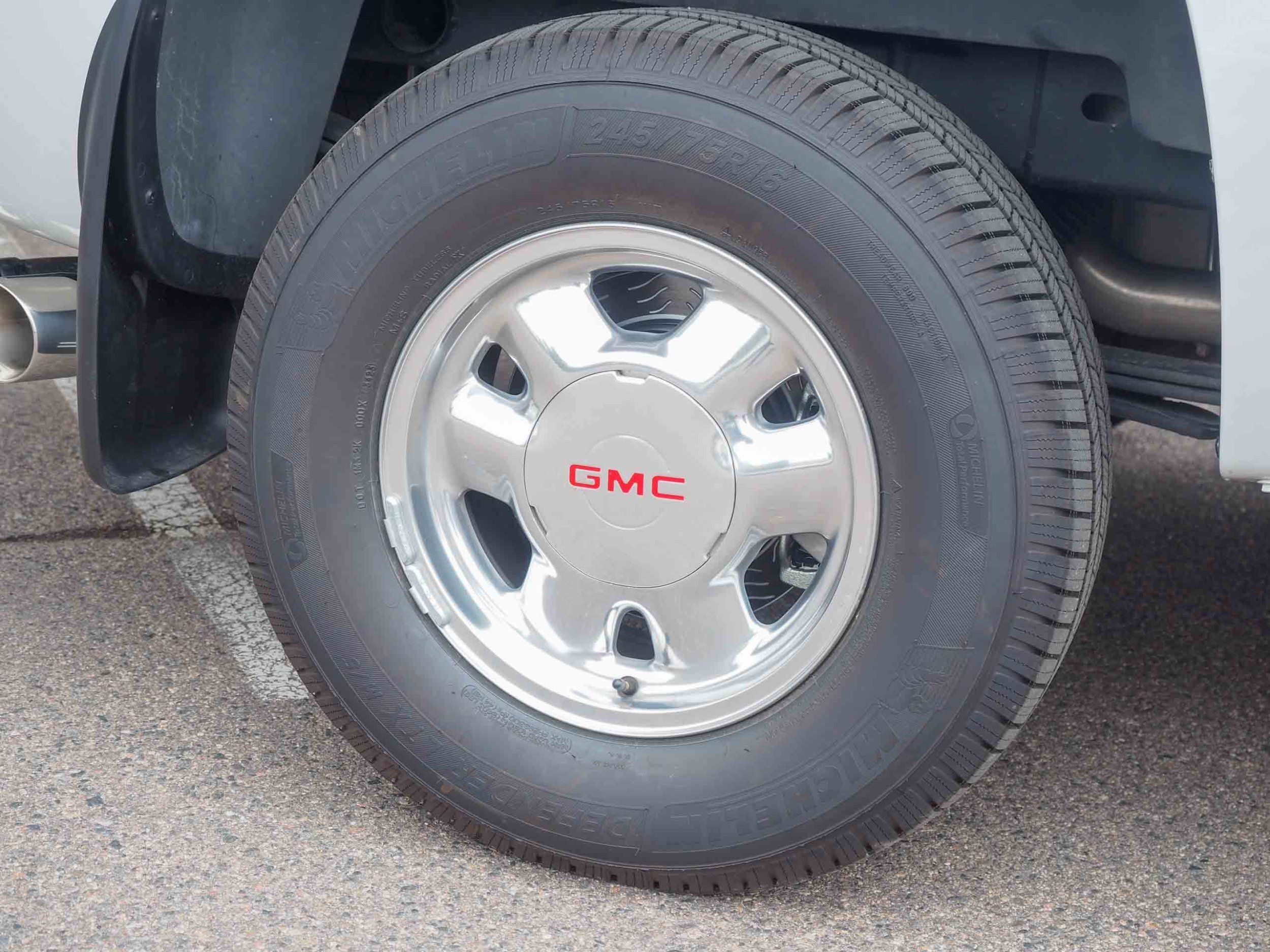 2000 GMC Sierra 1500 White SLE