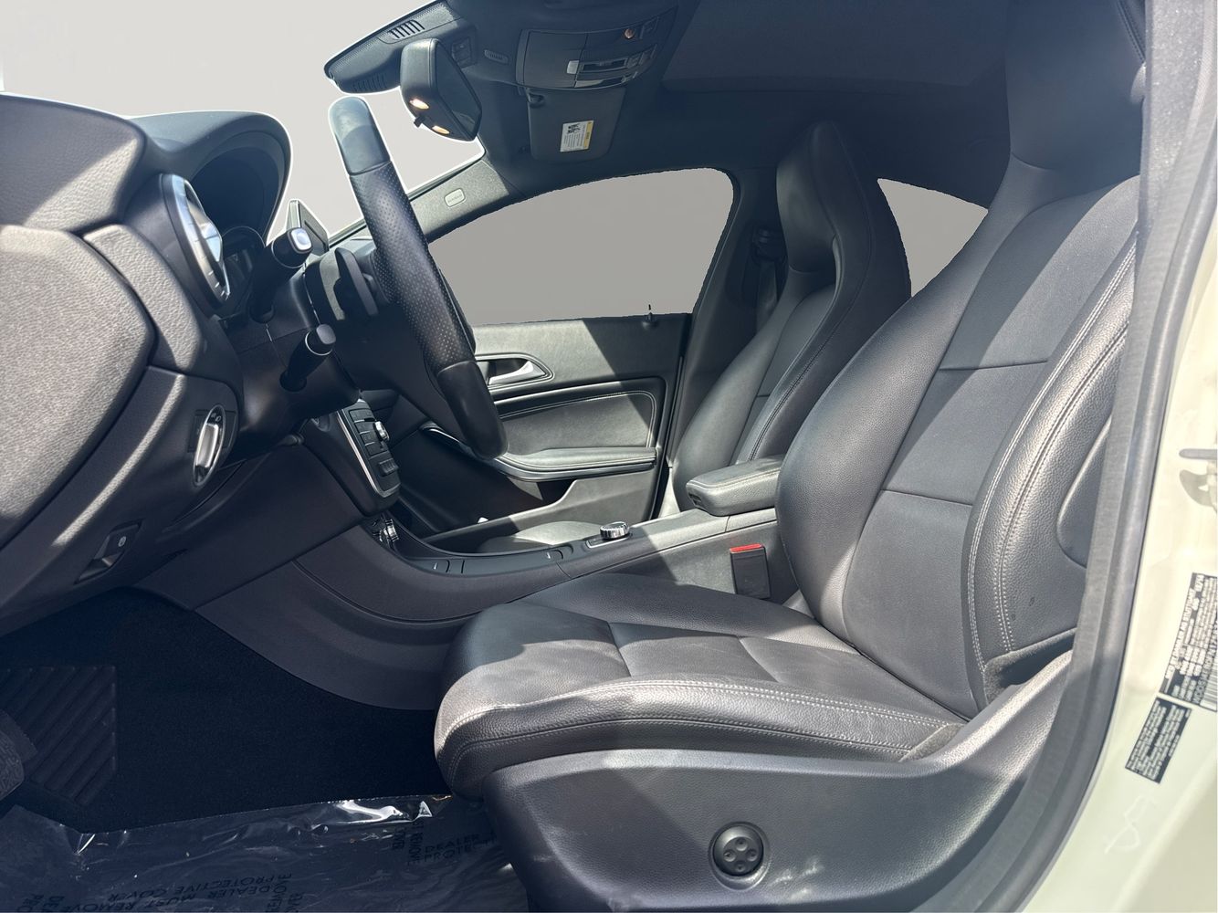 2015 Mercedes Benz CLA 250 photo 8