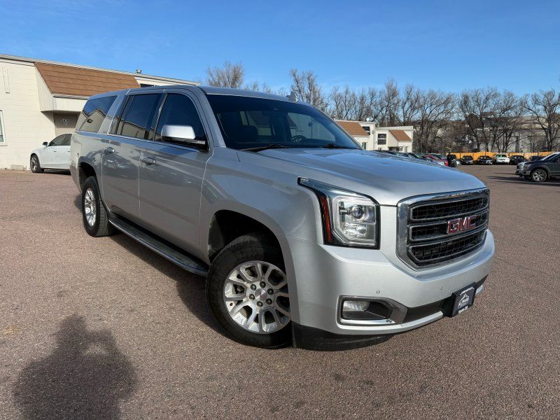 2015 GMC Yukon XL SLT's photo