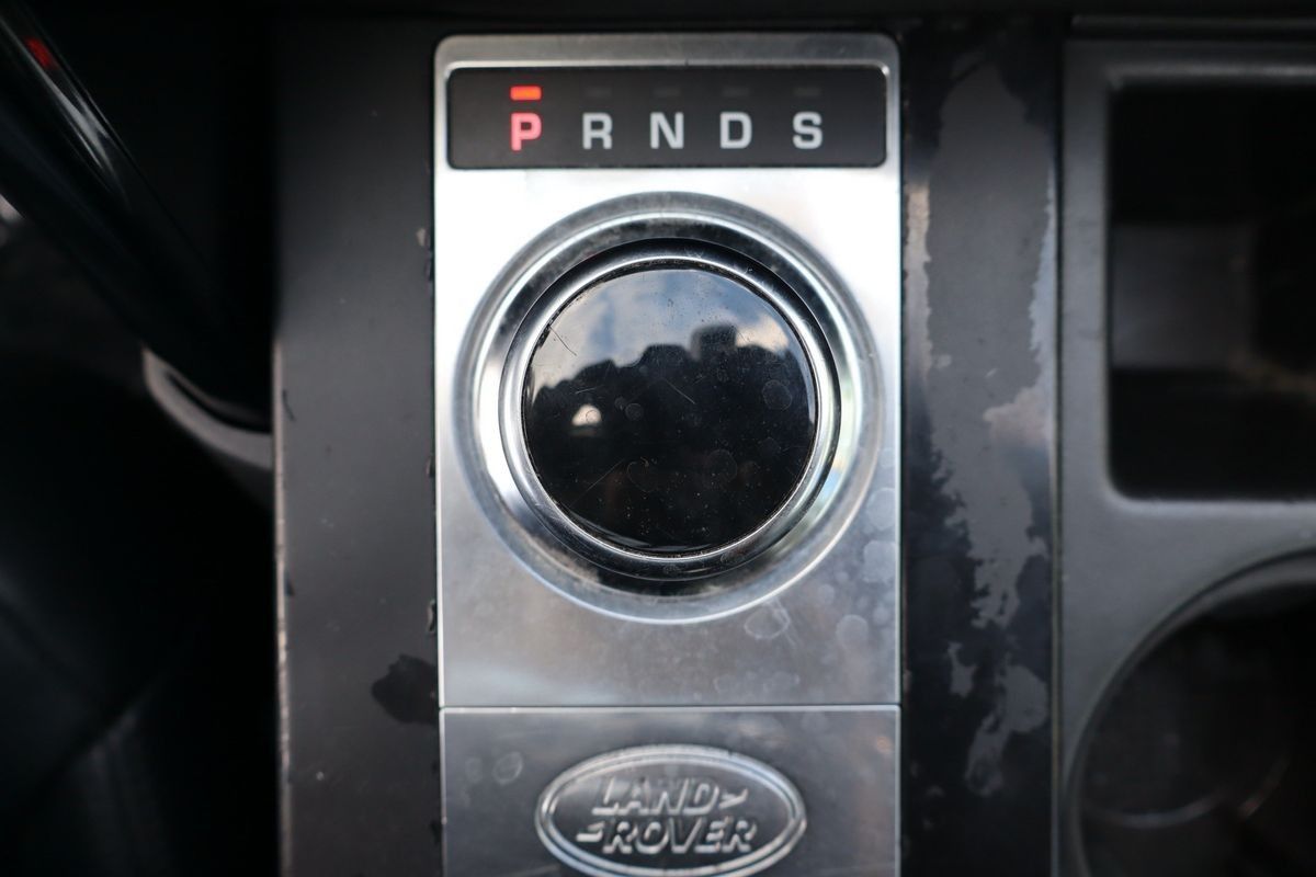 2020 Land Rover Discovery SE