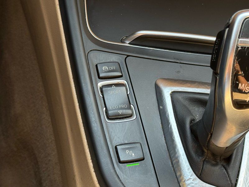 2016 BMW 3 Series 340i - Photo 32