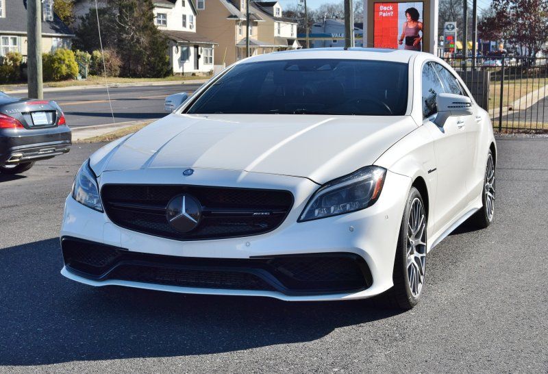 2022 Mercedes-Benz GLC Coupe GLC300's photo