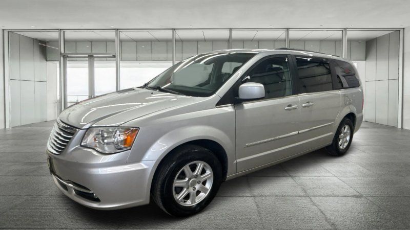 2012 Chrysler Town & Country Touring