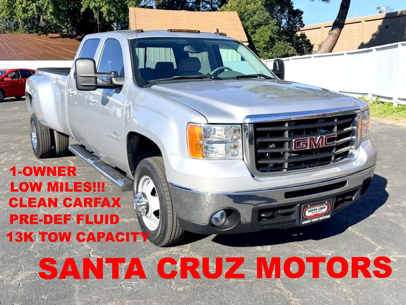 2010 GMC Sierra SLT's photo