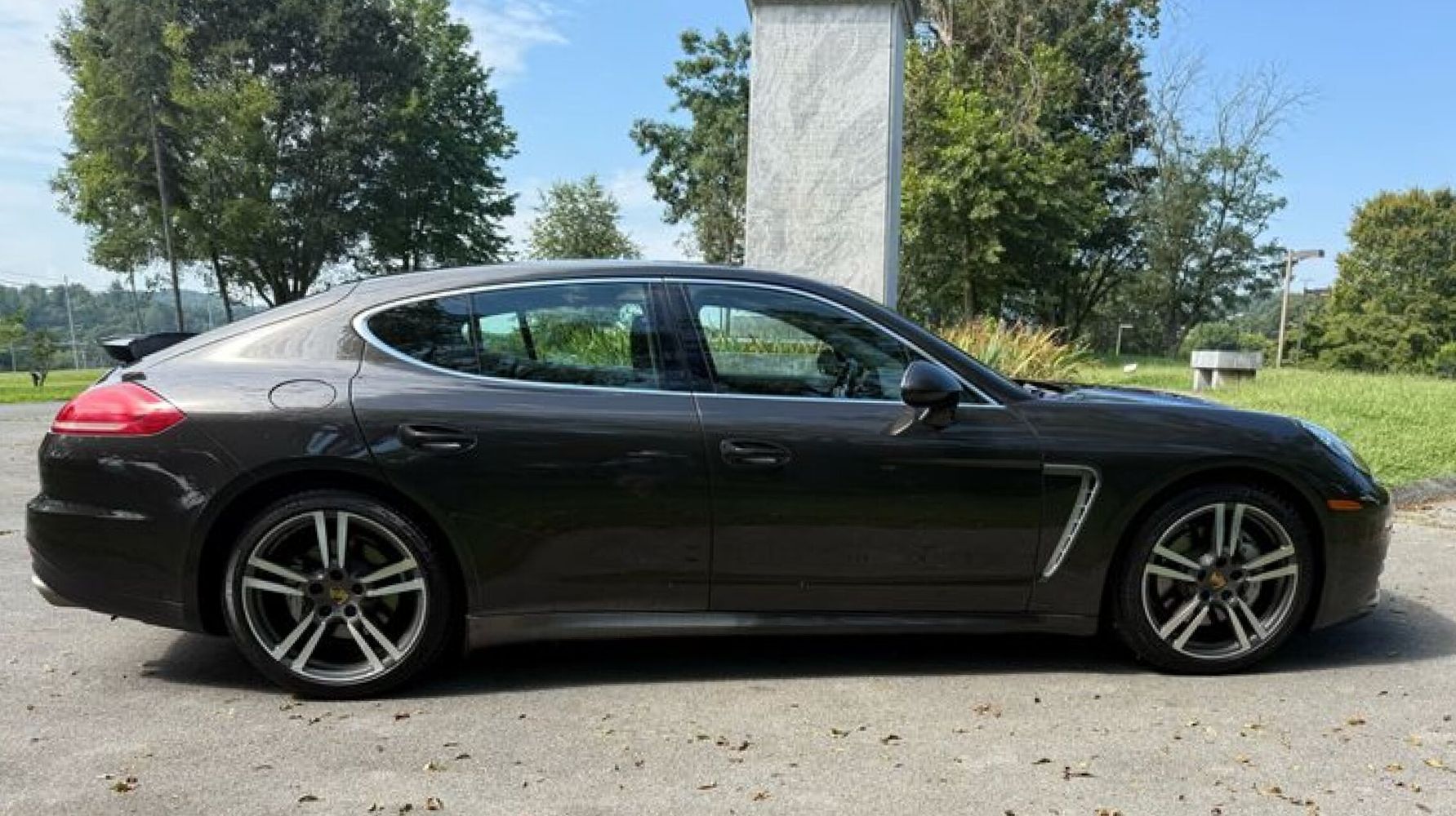 2015 Porsche Panamera 4S photo 6