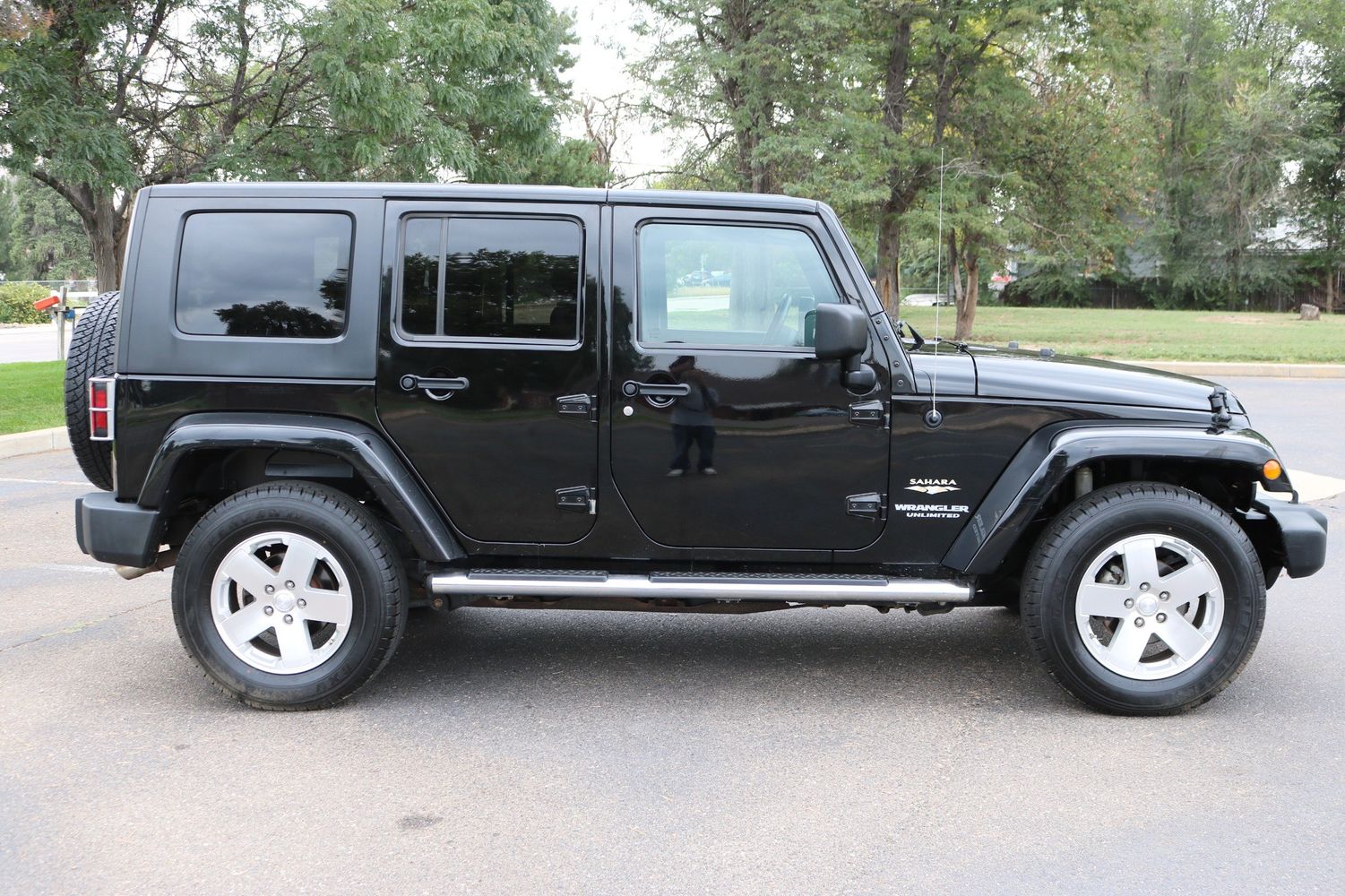 2008 Jeep Wrangler Unlimited Sahara | Victory Motors of Colorado