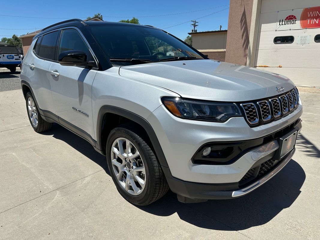 Silver 2025 Jeep Compass Limited 4WD SUV / Crossover Four-Wheel Drive 8-Speed Automatic