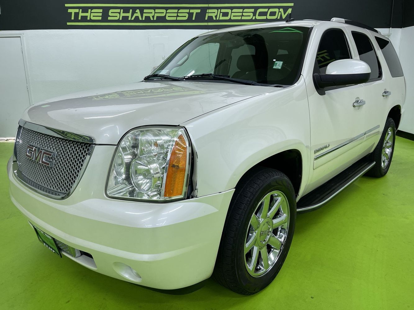 2010 Gmc Yukon Denali photo 5