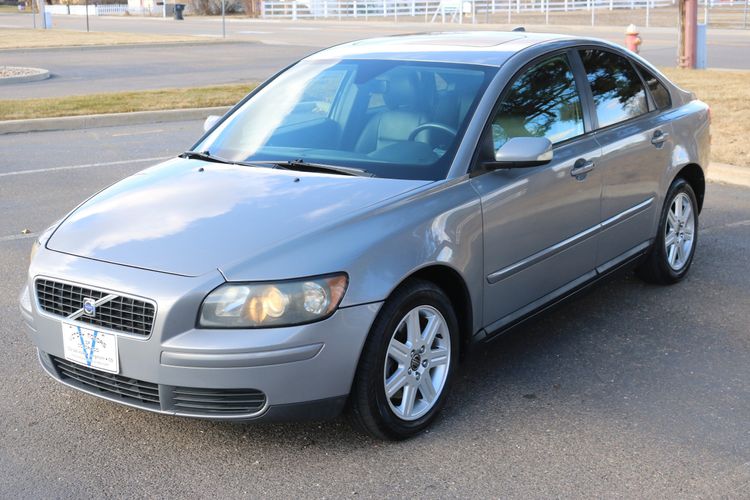 2006 Volvo S40 2.4i | Victory Motors of Colorado