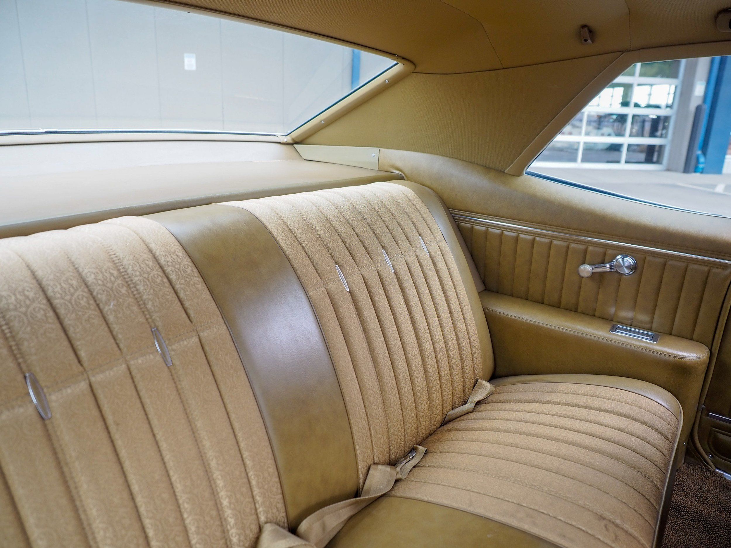 1969 Chevrolet Impala Gold 350