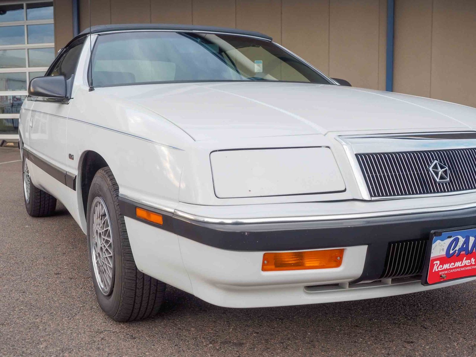 1990 Chrysler Le Baron 20