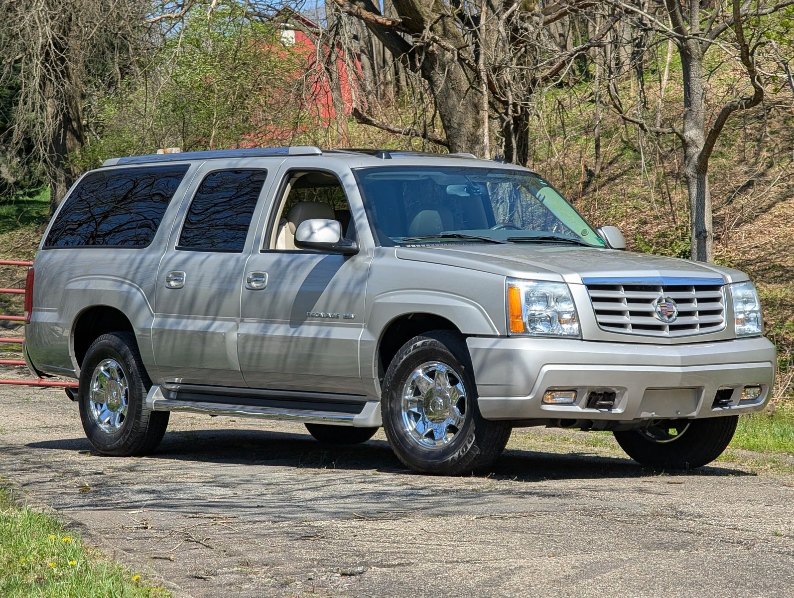 2004 Cadillac Escalade ESV 237