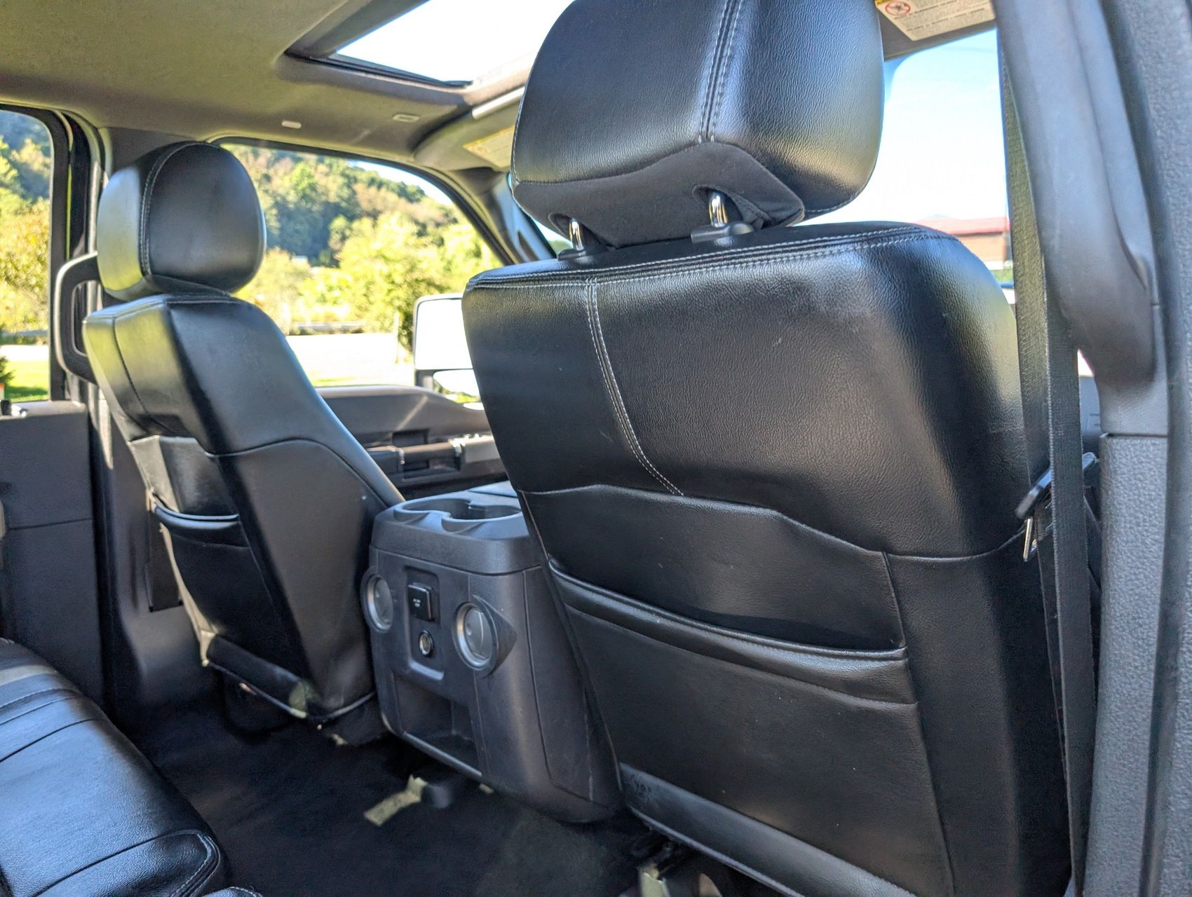 2015 Ford F-350 89