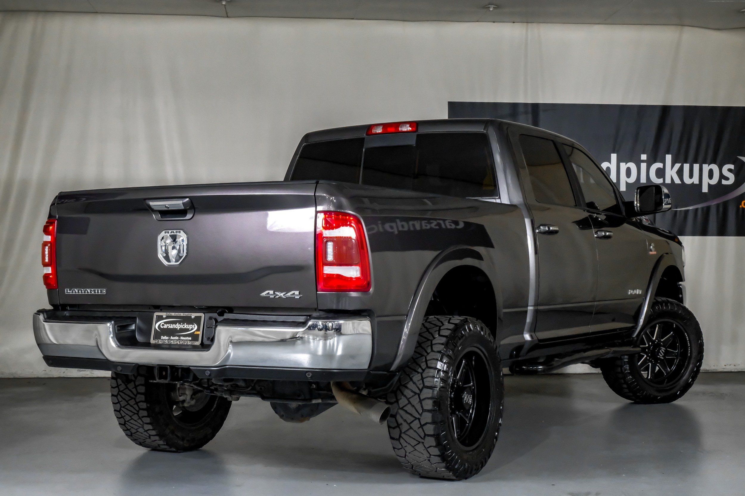 2021 Ram 2500 Laramie photo 4