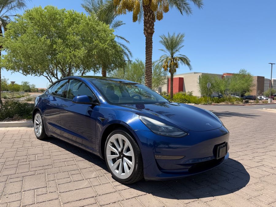 2022 Tesla Model 3 Rear-Wheel Drive