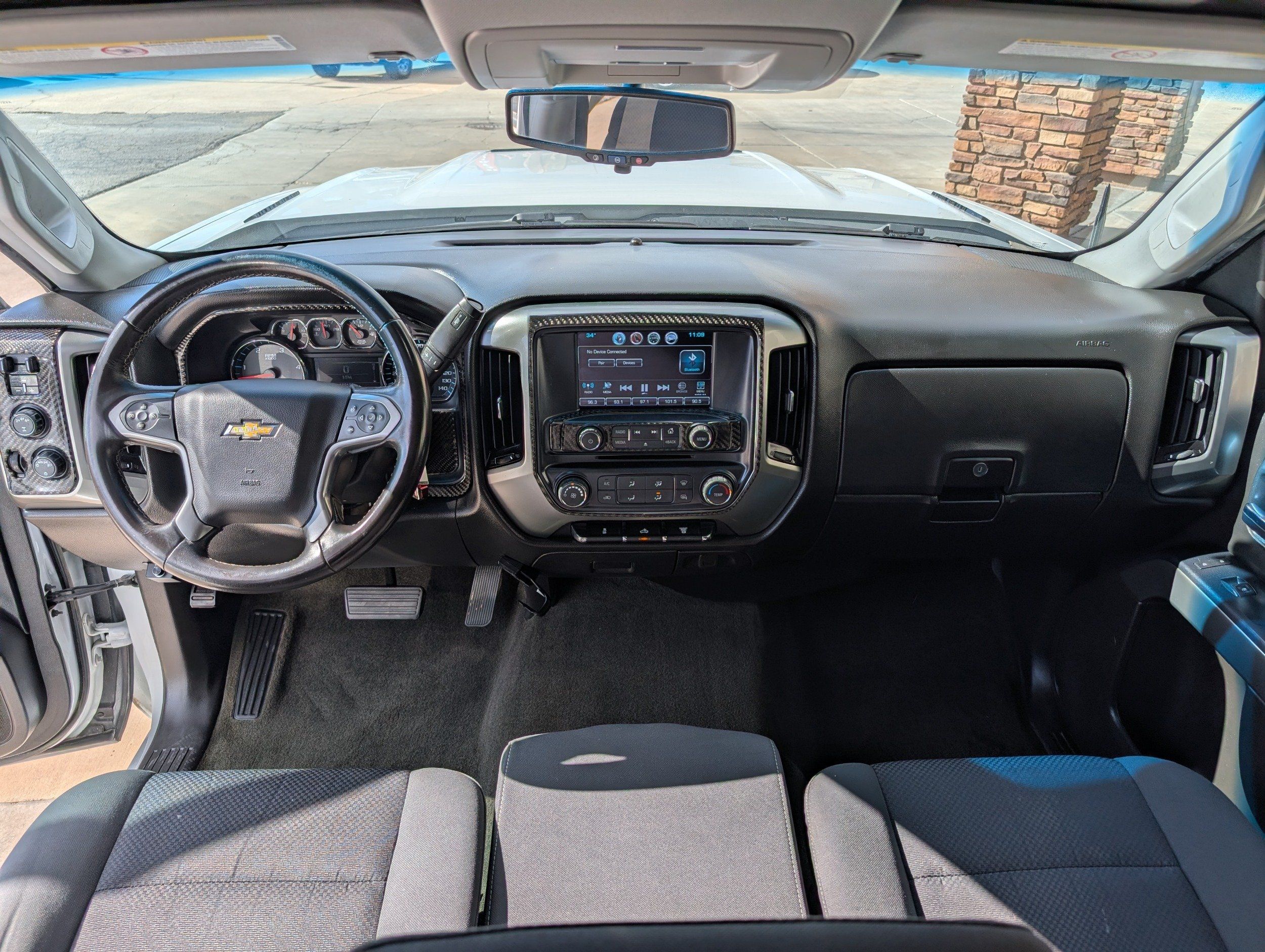 2018 Chevrolet Silverado 2500HD LT - Photo 16