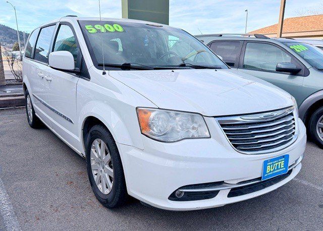 2013 Chrysler Town & Country Touring