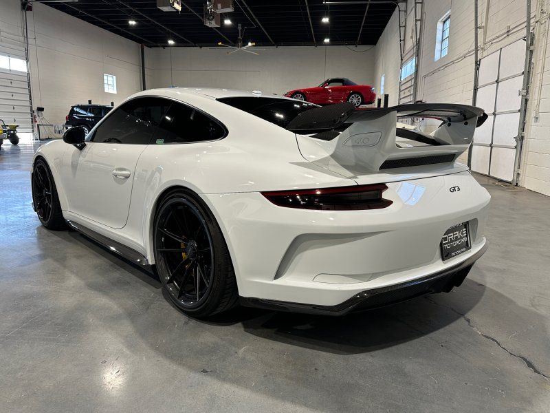 2018 Porsche 911 GT3, photo 3