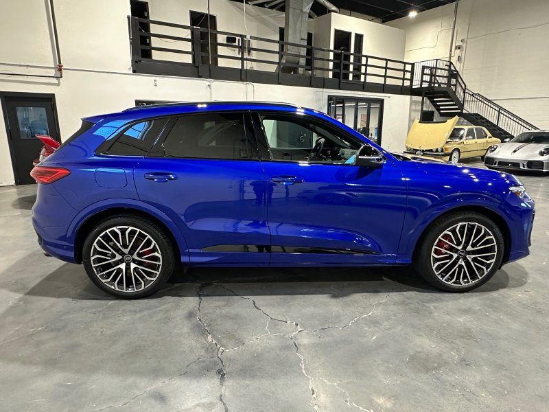 2025 Audi All-new SQ5 Premium Plus TFSI quattro S tronic, photo 6